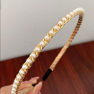 Pearl headband
